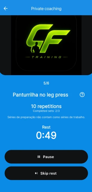 Camers Fit workout screen with rest timer